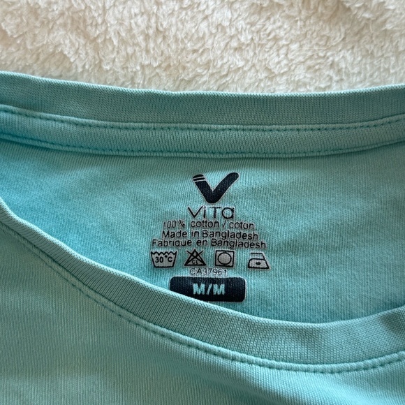 Vita Classic Crewneck Tee - Turquoise Size M - Picture 2 of 3